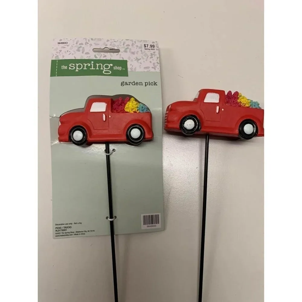 NEW Rustic Red Pickup Truck Garden Picks 2 Pieces Retro Flowers Farm Home Decor